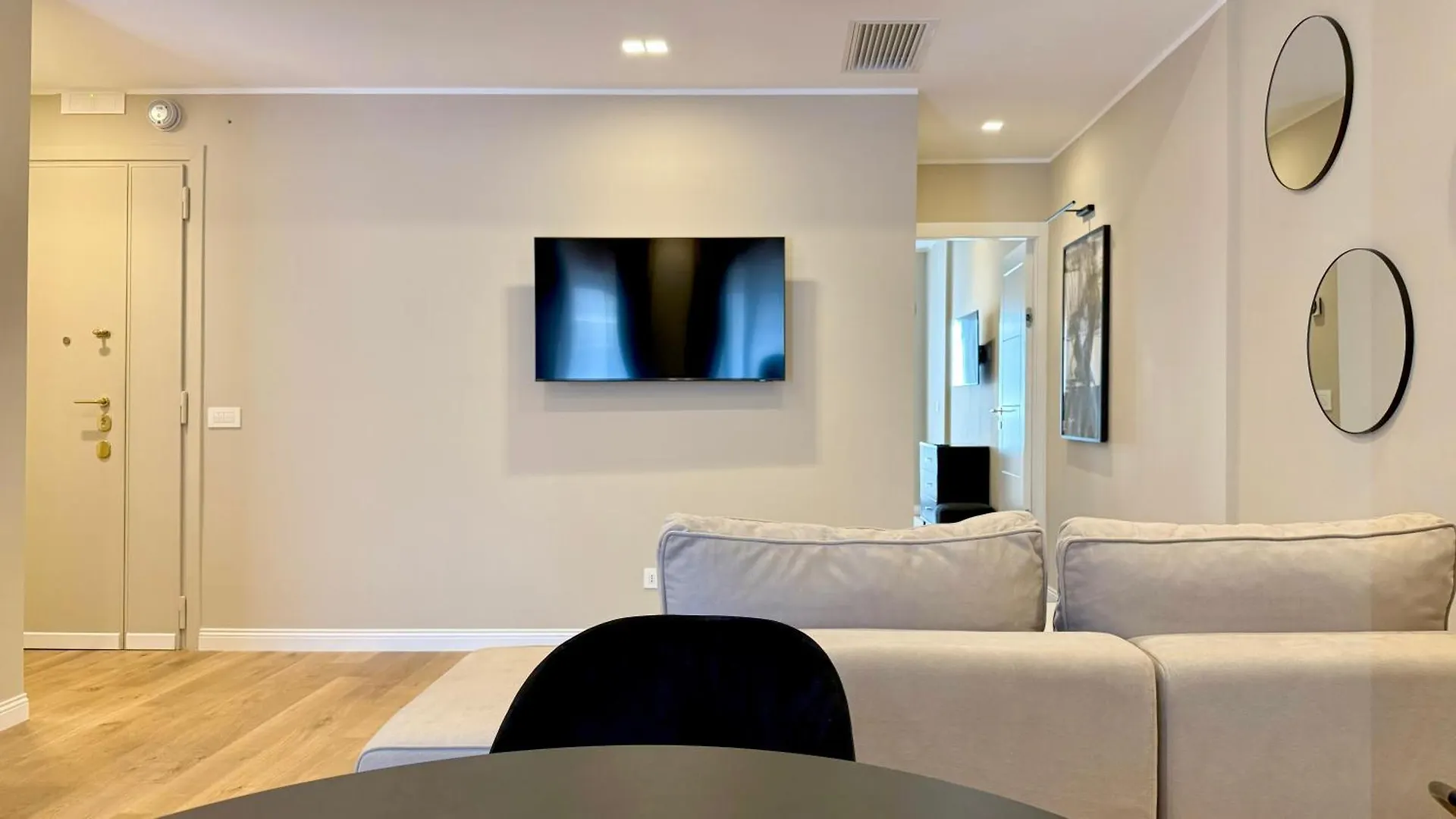 GOOD LIFE - Lux & Design Apartment NEW OPENING Bari Włochy