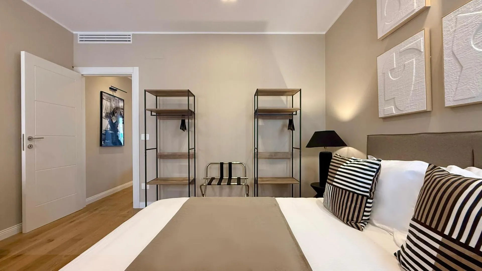 GOOD LIFE - Lux & Design Apartment NEW OPENING 巴里