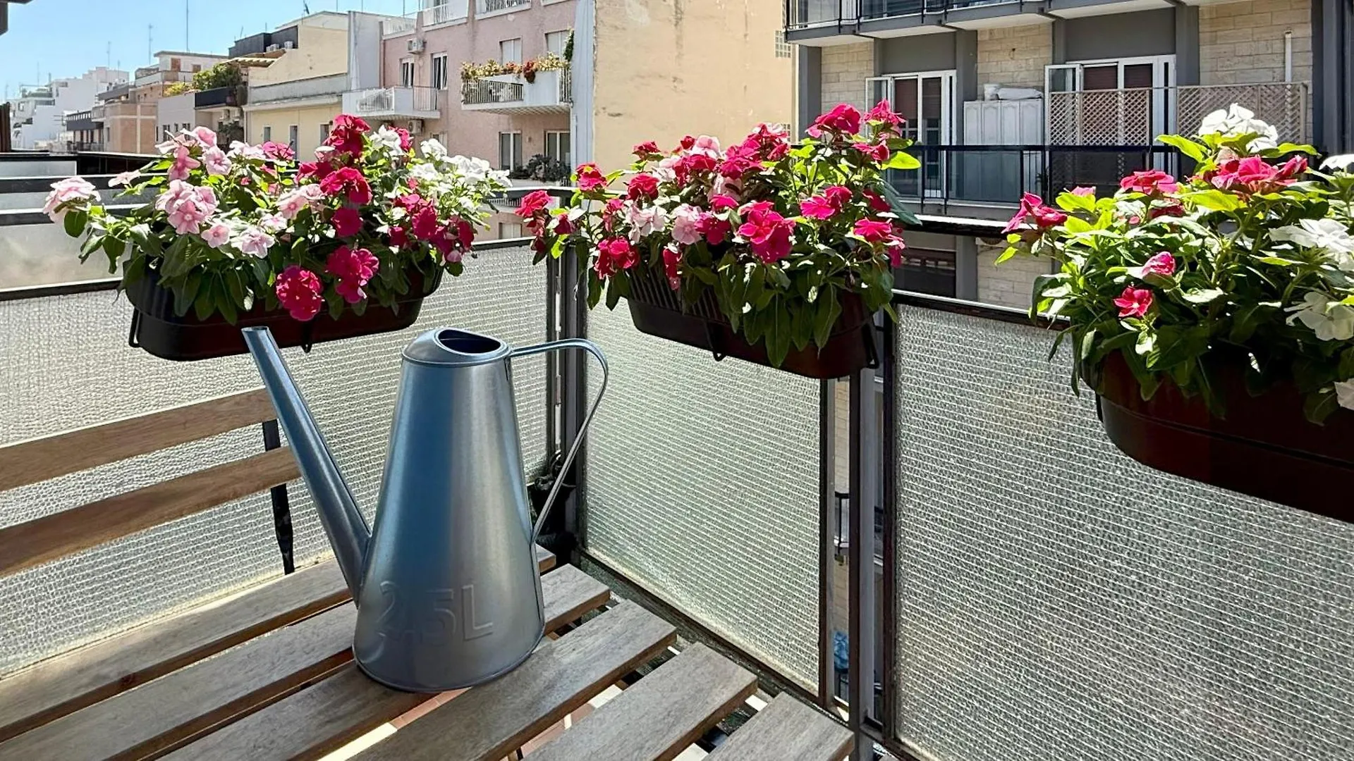 GOOD LIFE - Lux & Design Apartment NEW OPENING 巴里 0*,