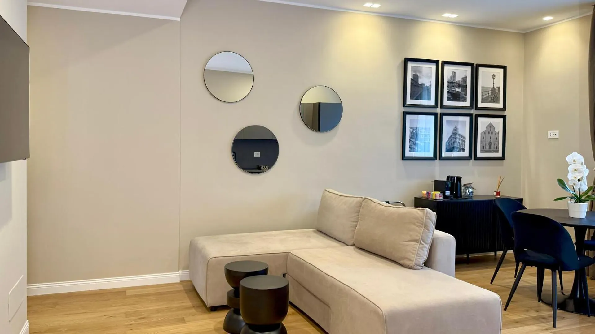 GOOD LIFE - Lux & Design Apartment NEW OPENING 巴里 0*,