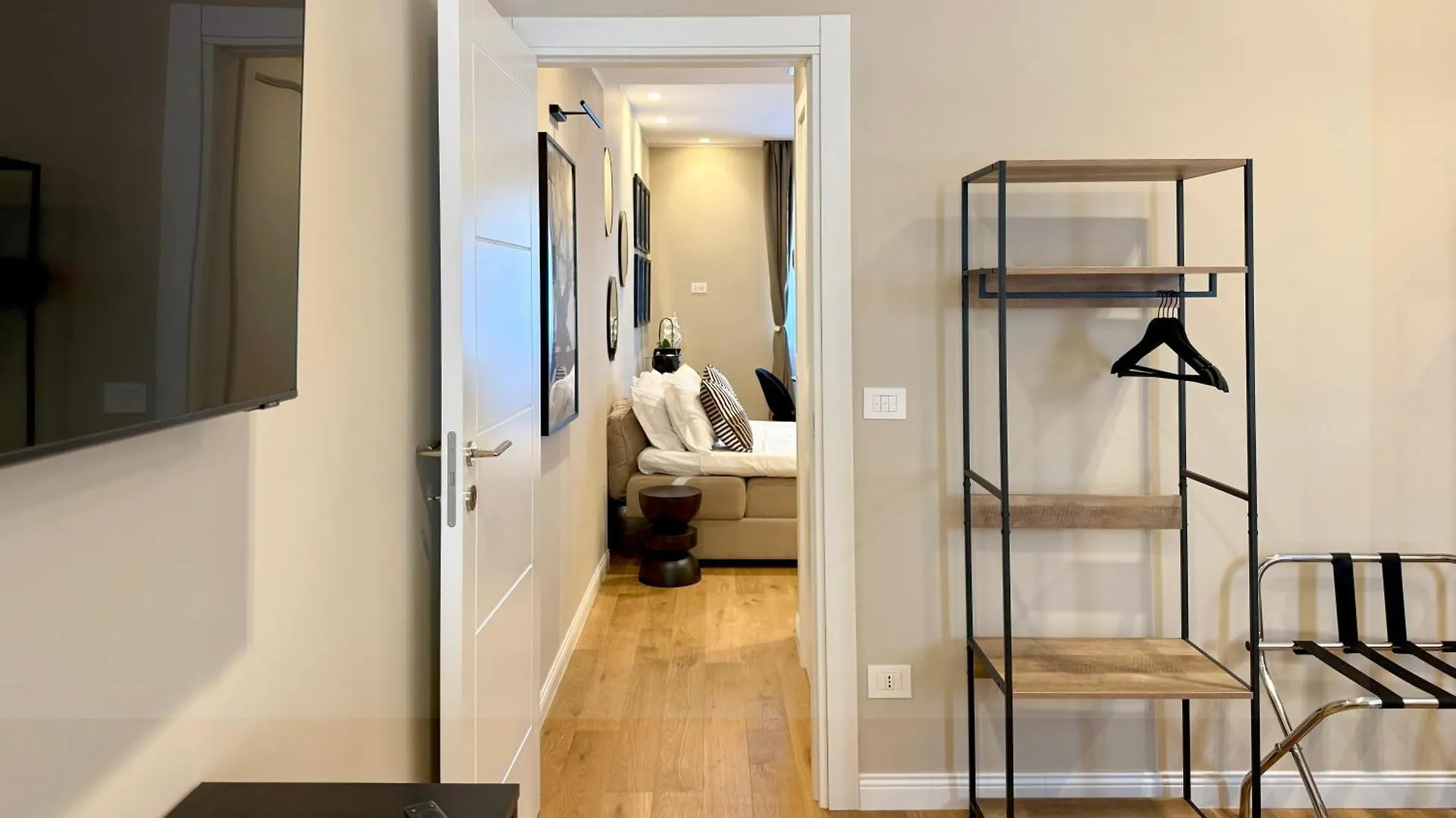 GOOD LIFE - Lux & Design Apartment NEW OPENING 巴里